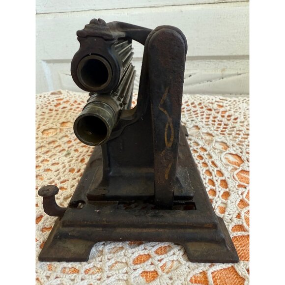 Antique 1800s' Eagle Hand Crank Fluting Iron Pleating Press Primitive - Picture 4 of 13